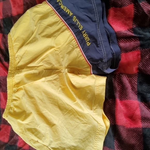 💚💜💛 Perry Ellis America Active Mens Swim Trunks Like new. - Picture 3 of 3